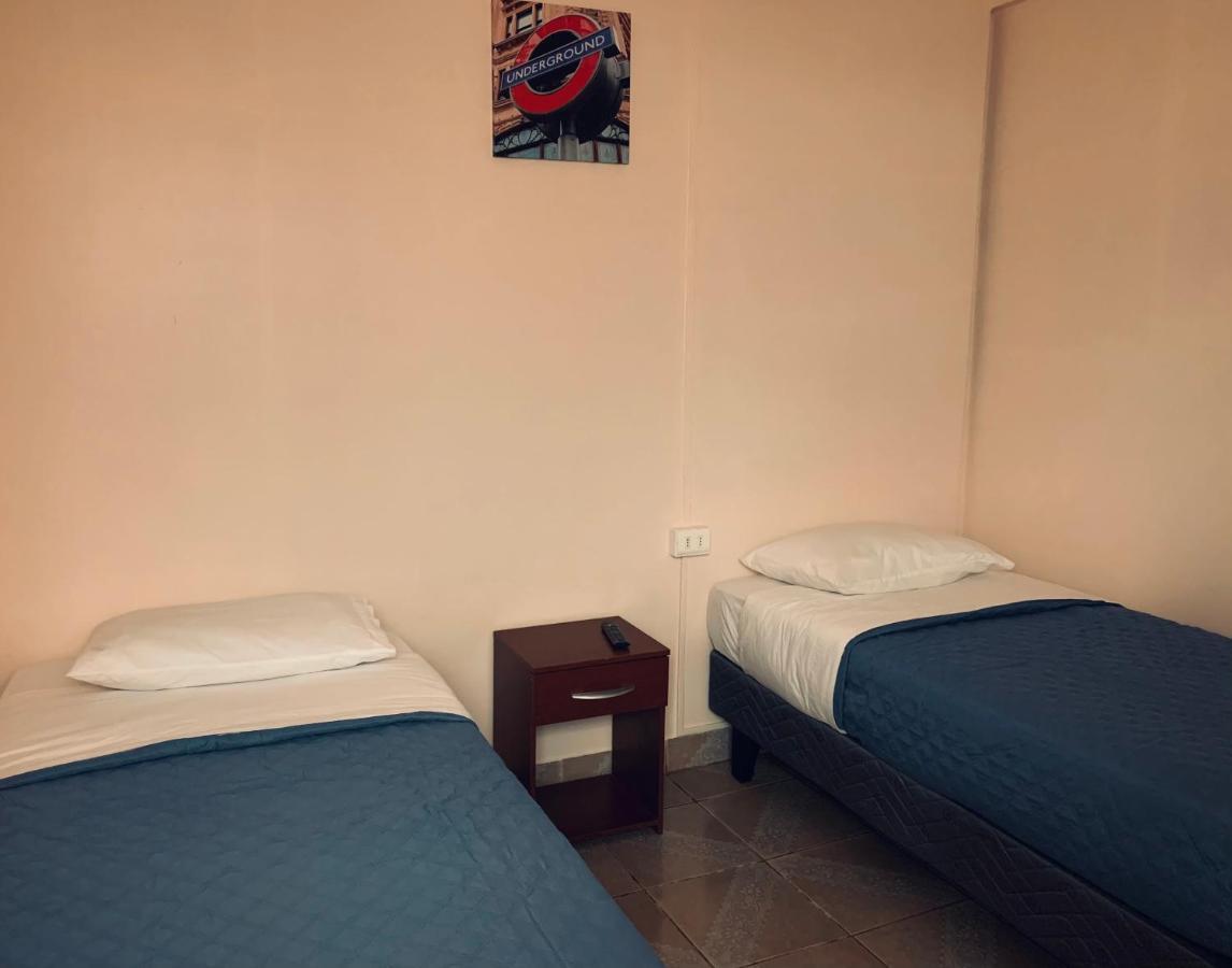 Hostal Iria Антофагаста Екстер'єр фото