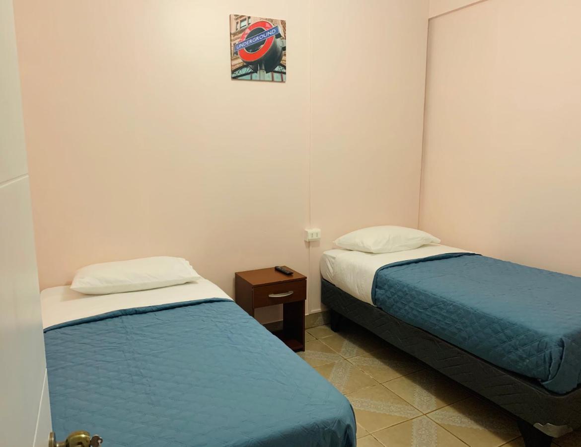 Hostal Iria Антофагаста Екстер'єр фото