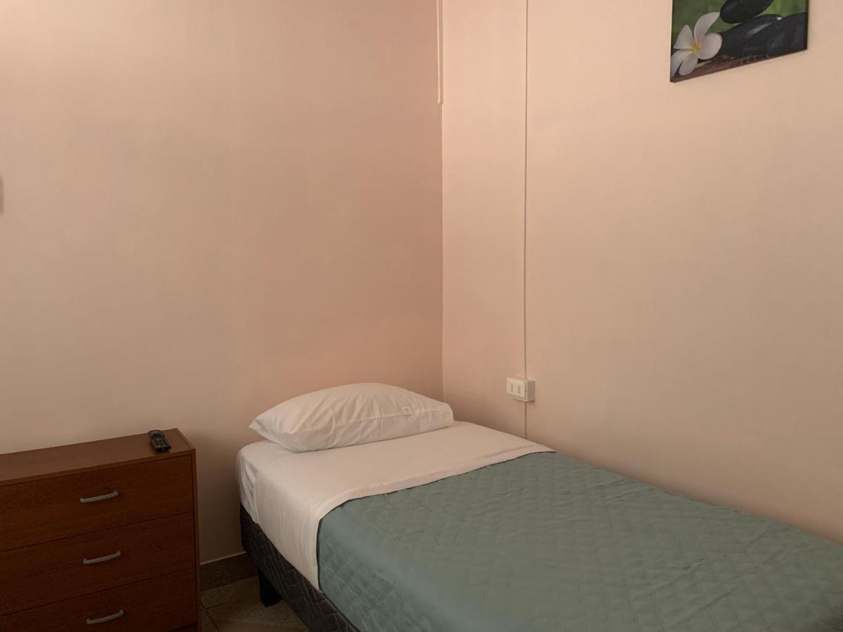 Hostal Iria Антофагаста Екстер'єр фото