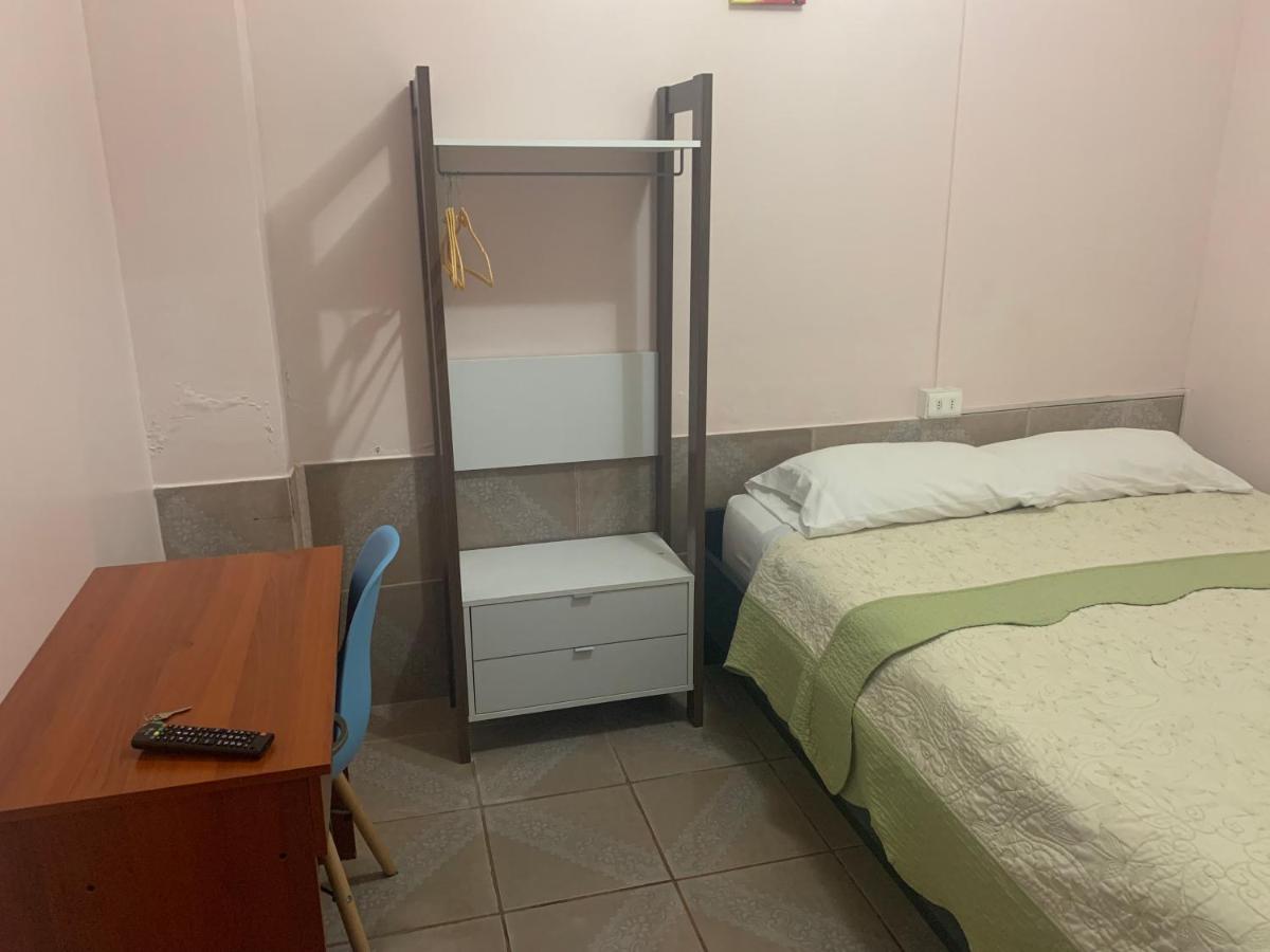Hostal Iria Антофагаста Екстер'єр фото